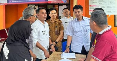 Camat Biringkanaya dan Sekcam Kompak memantau langsung proses pemungutan suara
